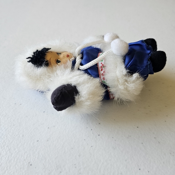 Arctic Kids Eskimo Doll with Porcelain Face 5 5" Alaska Collectible - Picture 5 of 9